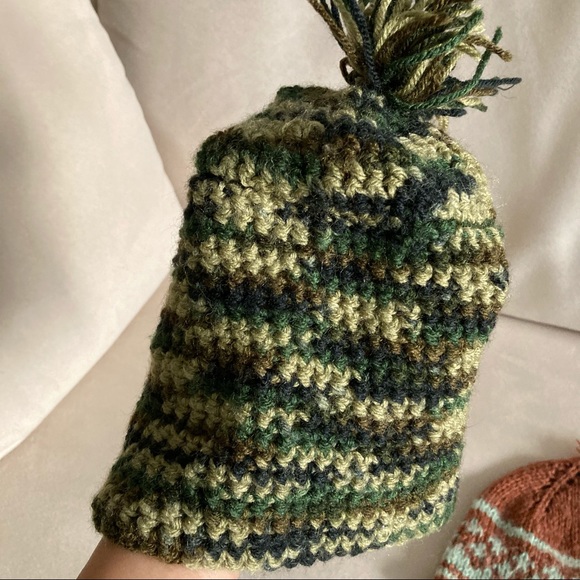 Bundle of Two Wool Blend Winter Knit Hats - Picture 6 of 7